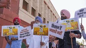 Punjab Congress ने कानून व्यवस्था के मुद्दे पर विधानसभा का घेराव किया। प्रदर्शन के दौरान Amrinder Singh Raja Warring समेत कई नेताओं को Chandigarh Police ने हिरासत में लिया।